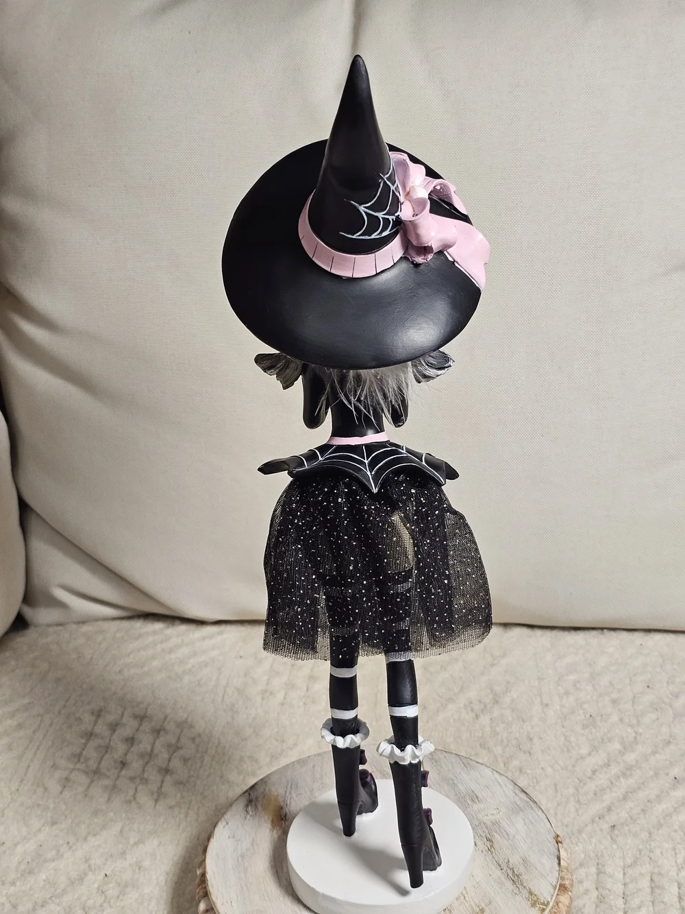 Whimsical Witch Figurine with Green Frog - Pink & Black Halloween 18